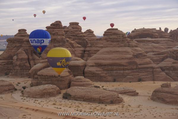 ballonvaren-saoedi-arabie-winterattantora-2.jpg