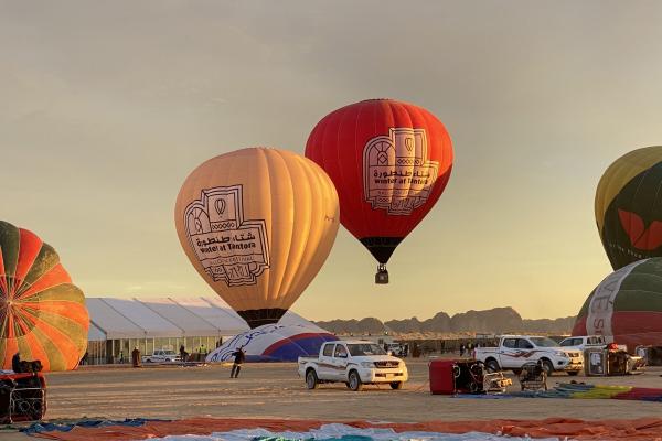 ballonvaren-saoedi-arabie-winterattantora-4.jpeg