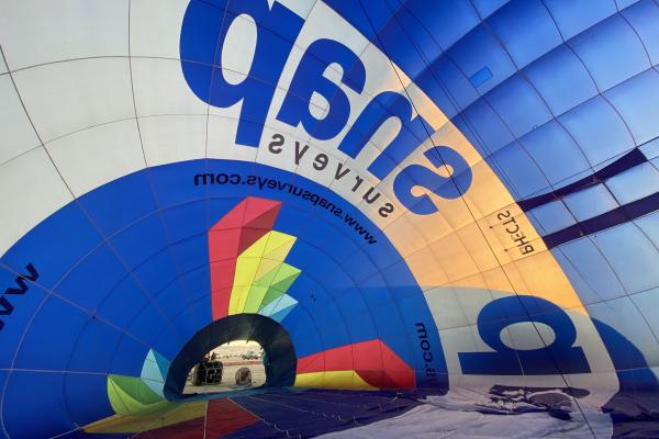 Ballonvaren-met-2-vip-gasten-5.jpeg