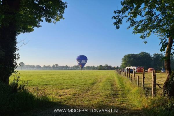 Ochtend-ballonvaart-laren-naar-heeten1.jpeg