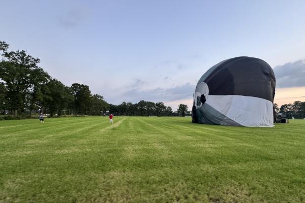 Ballonvaart-Deventer-Overijssel-naar-Laren-Gelderland-17.jpg