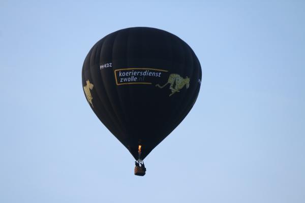 koeriersdienst-zwolle-luchtballon.JPG